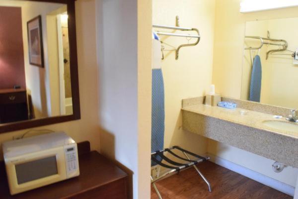 Delux Inn Одеса Екстериор снимка